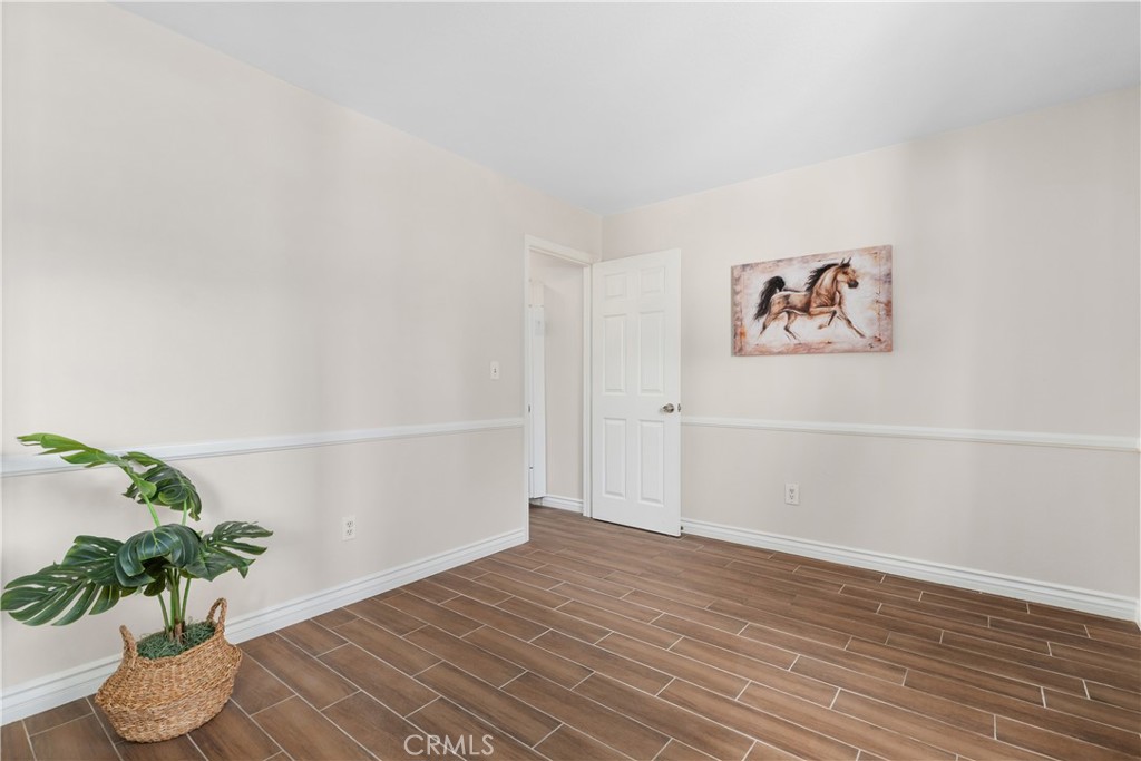 660 S Glassell Street 45
