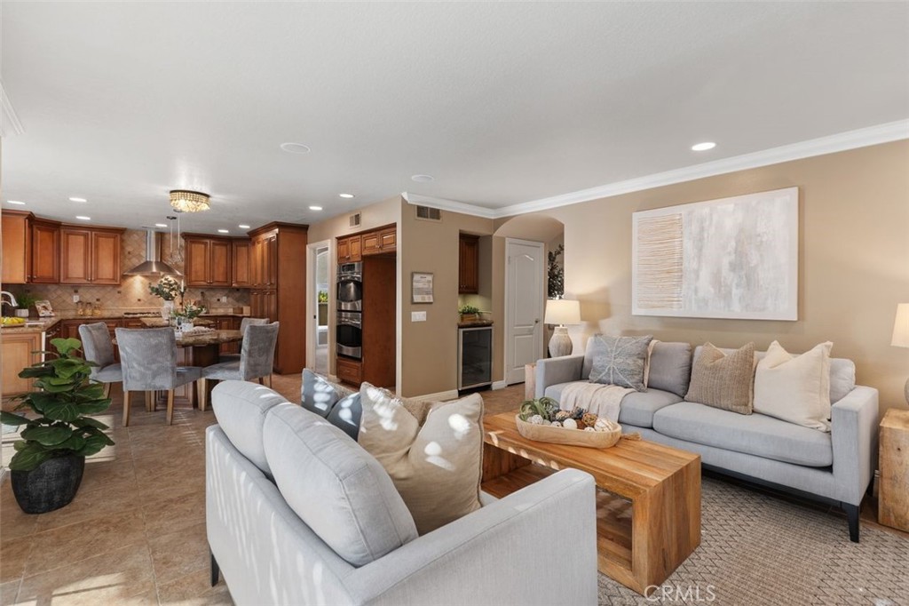 5425 Via Cervantes