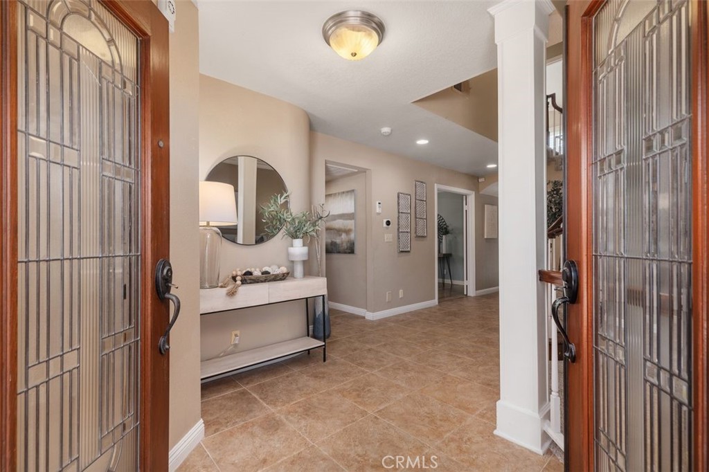 5425 Via Cervantes