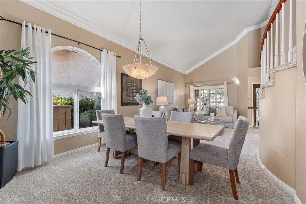5425 Via Cervantes