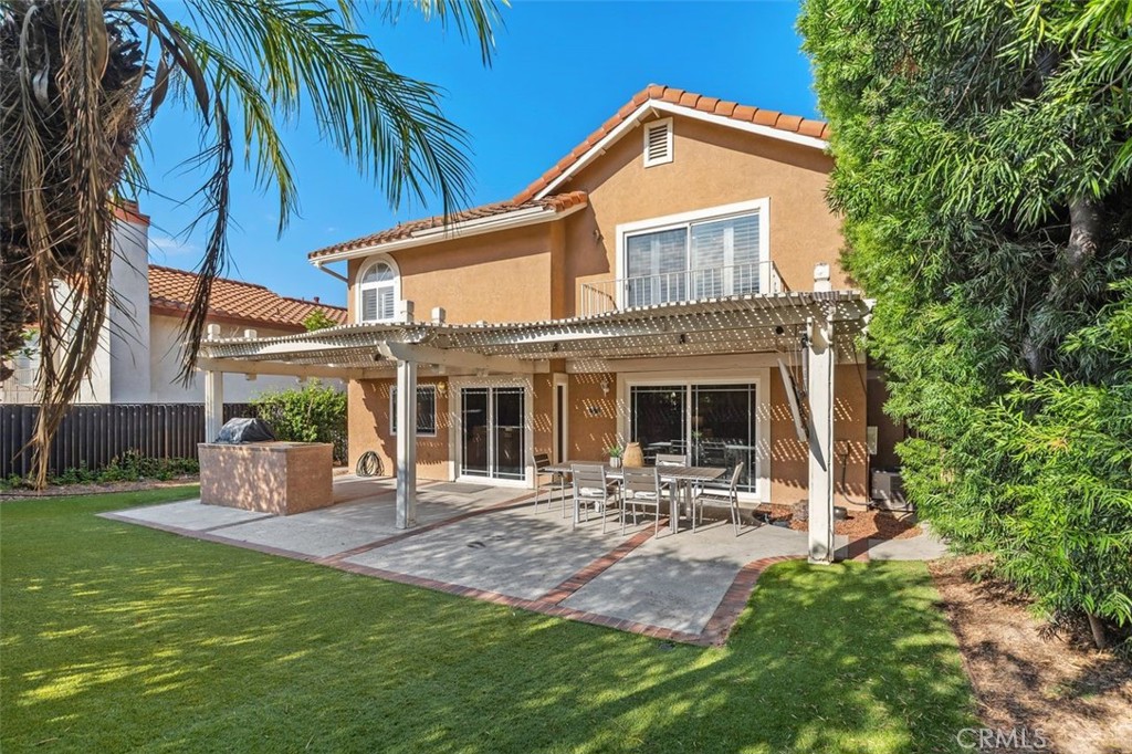 5425 Via Cervantes