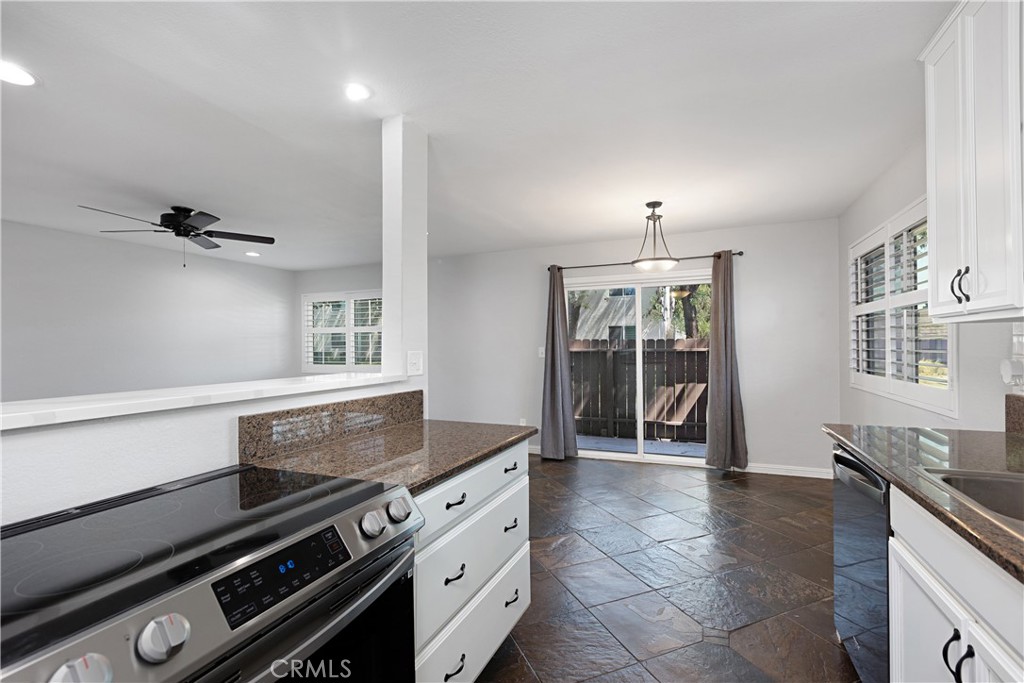 17572 Vandenberg Lane 01