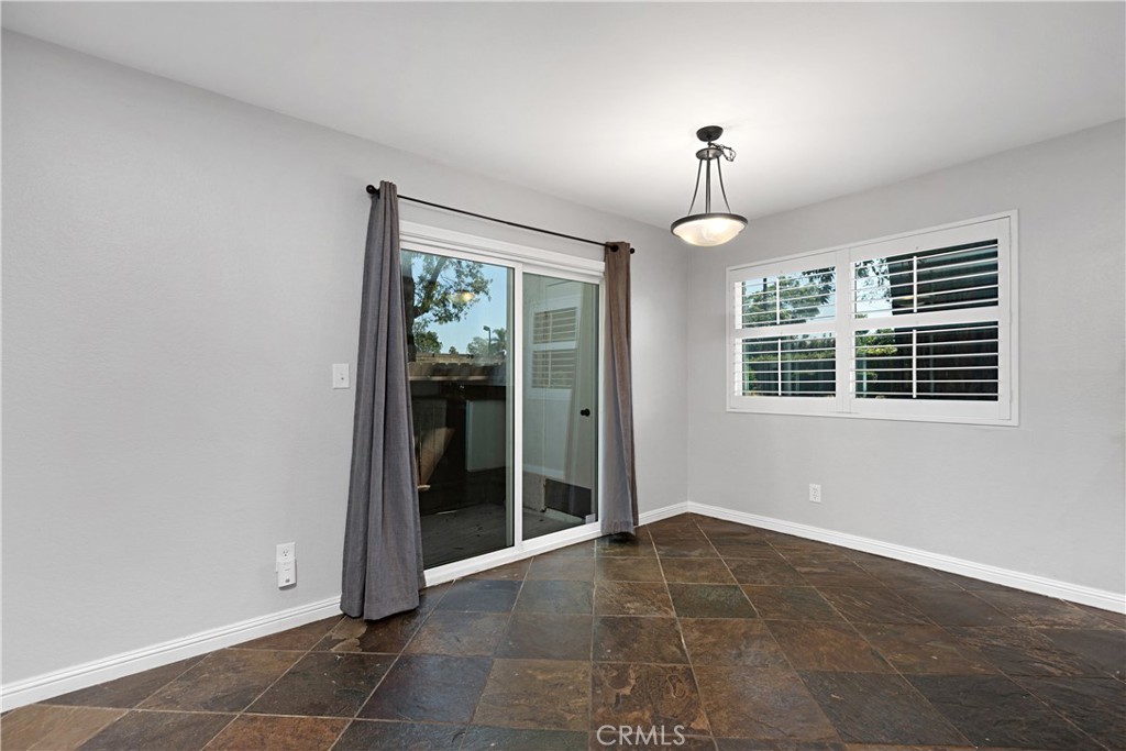 17572 Vandenberg Lane 01