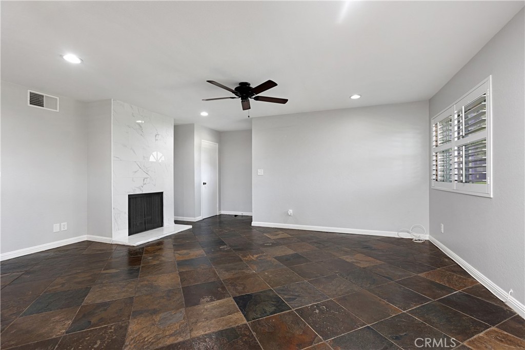 17572 Vandenberg Lane 01