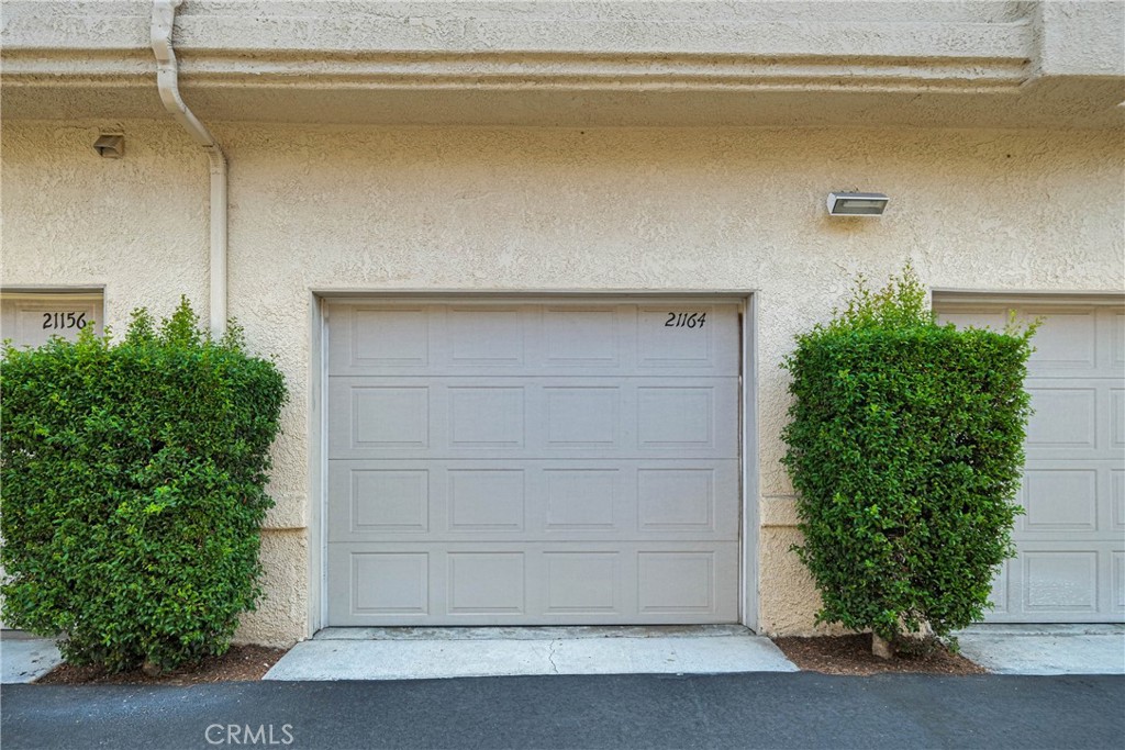 21164 Gladiolos Way