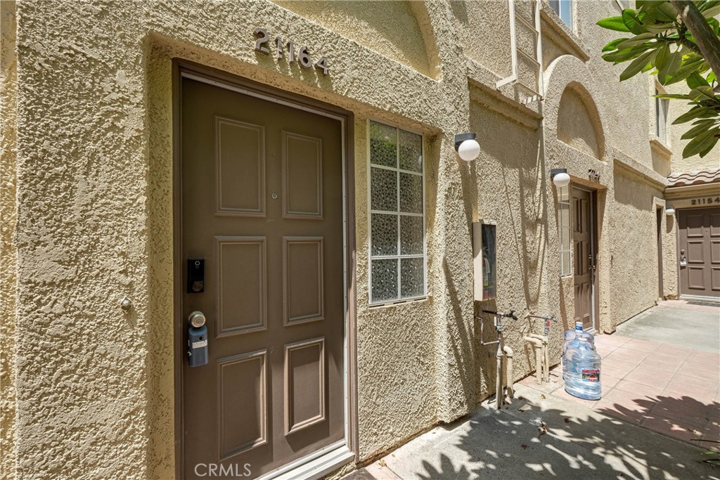 21164 Gladiolos Way
