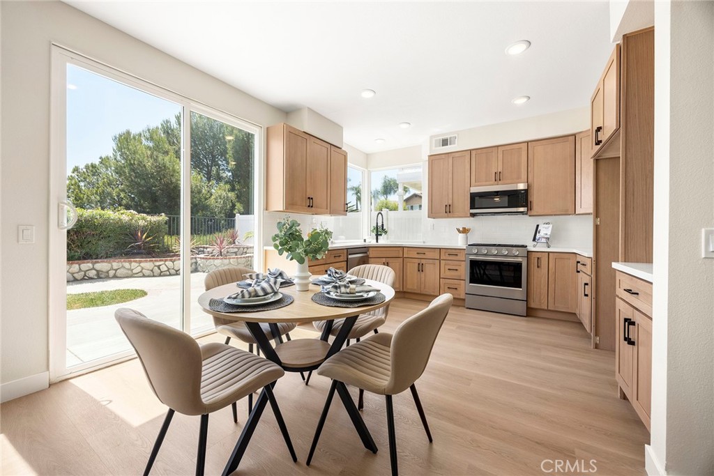 1023 S Brianna Way