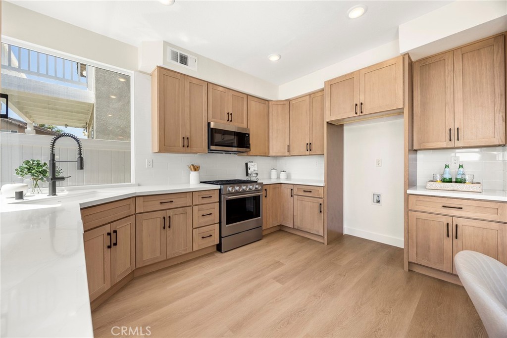 1023 S Brianna Way
