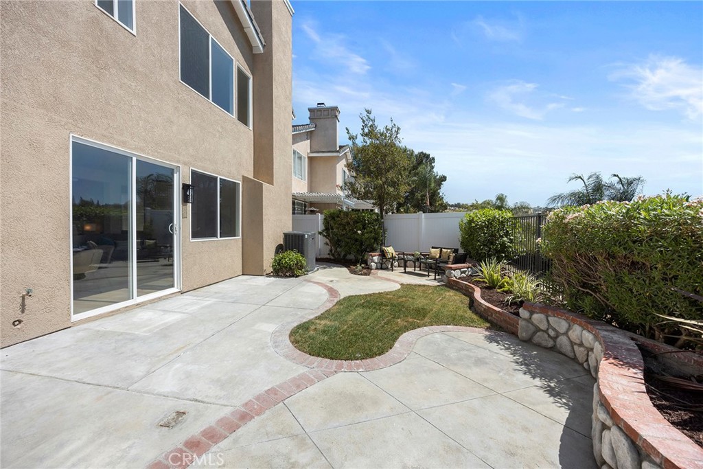 1023 S Brianna Way