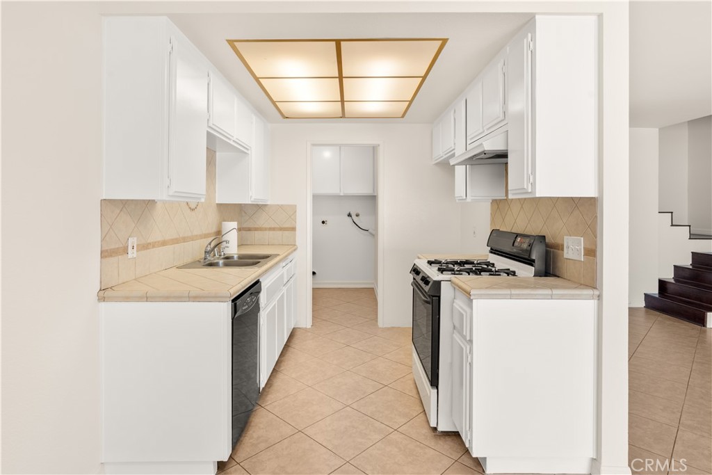 20014 Waverly Glen 55