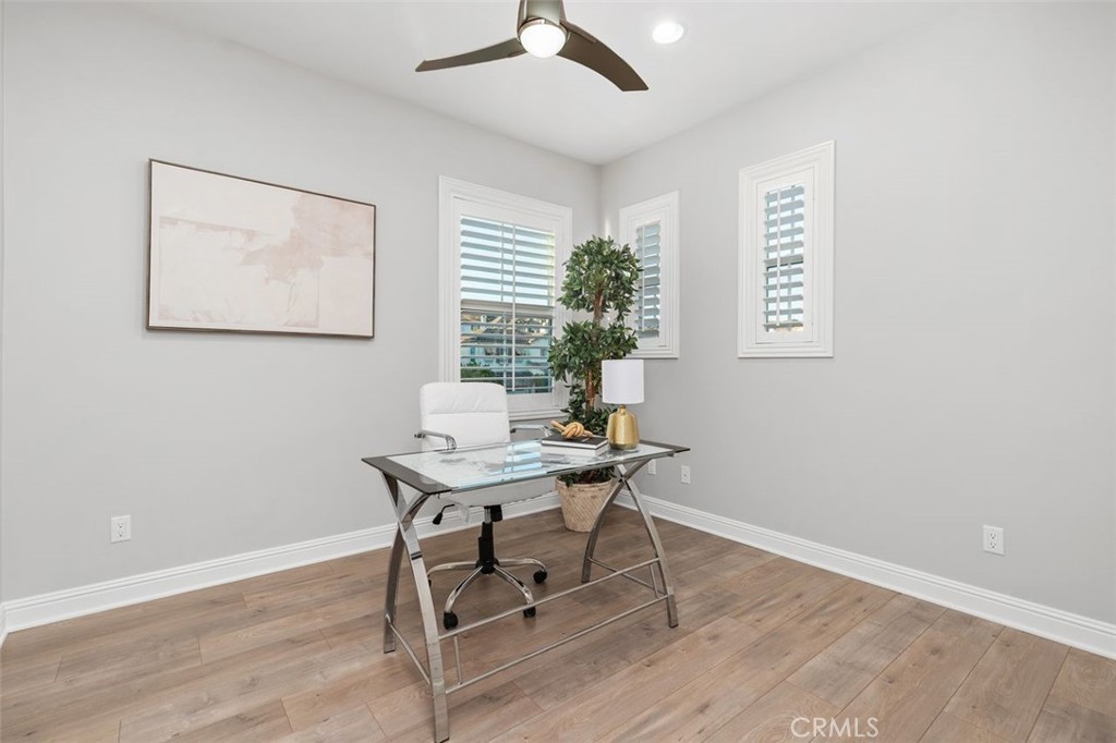 3933 Diamond Hill