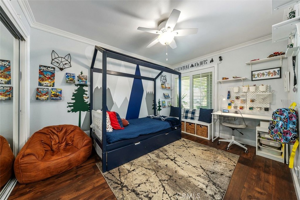 253 N Camino Arroyo