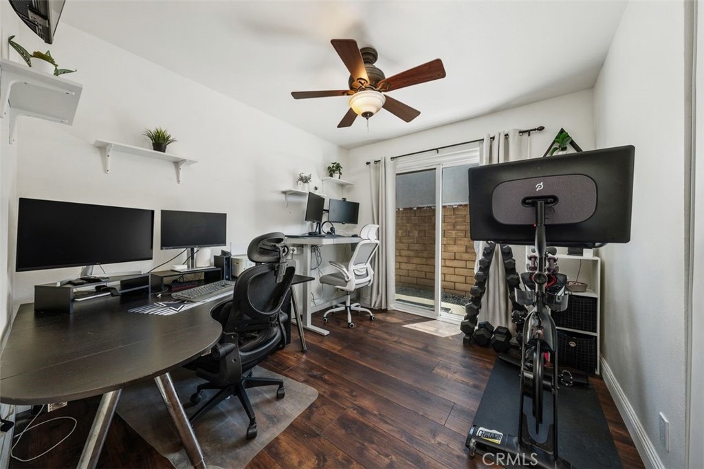 253 N Camino Arroyo