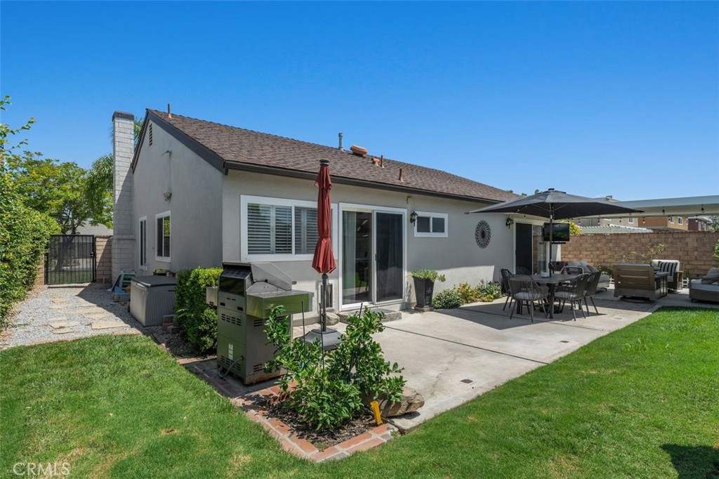253 N Camino Arroyo