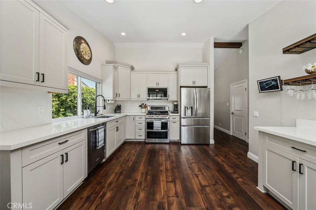 253 N Camino Arroyo