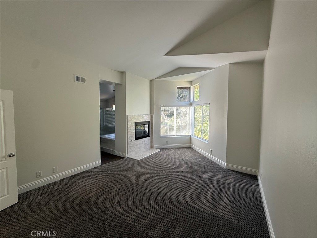 967 S Flintridge