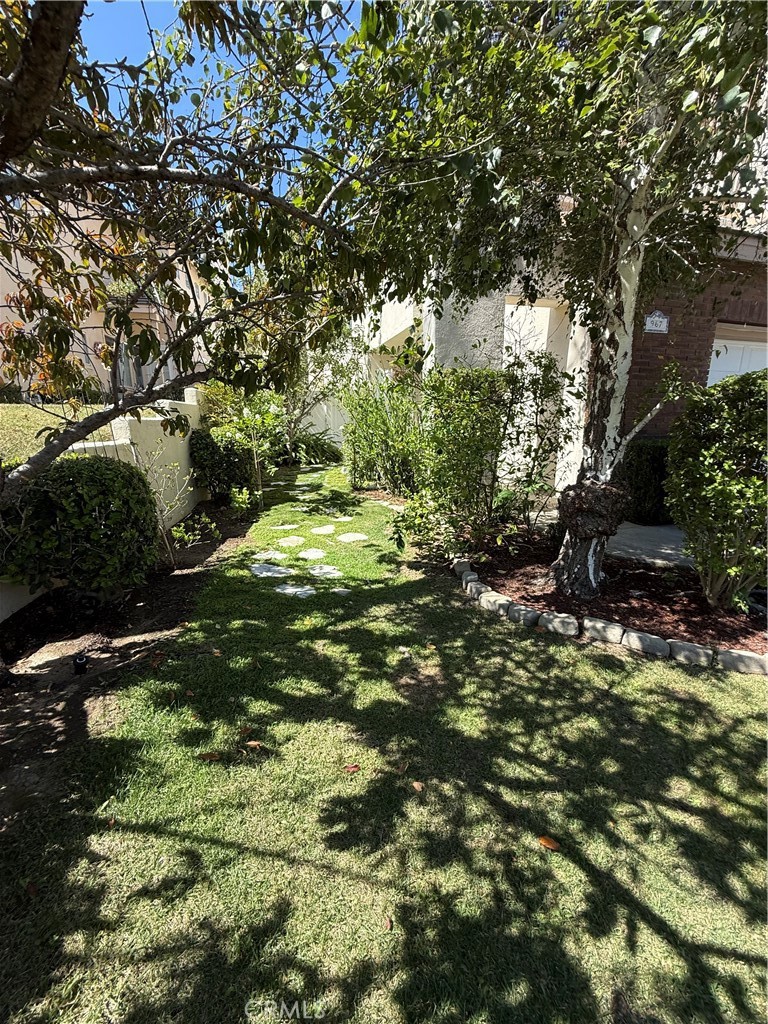 967 S Flintridge