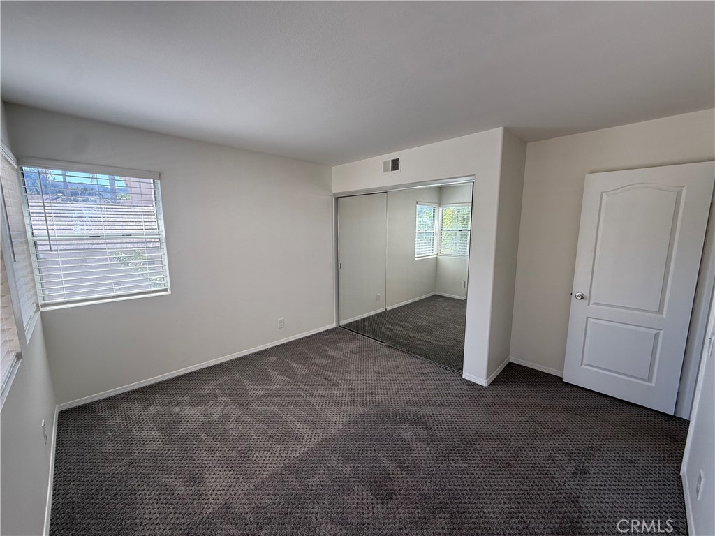967 S Flintridge