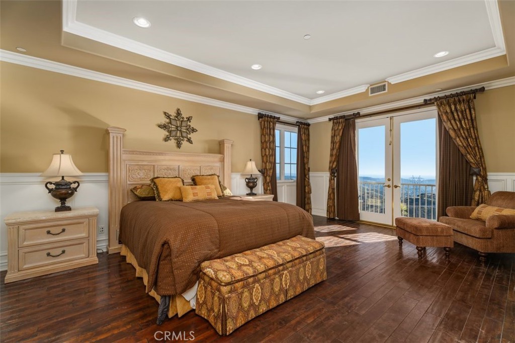 1159 S Pointe Premier
