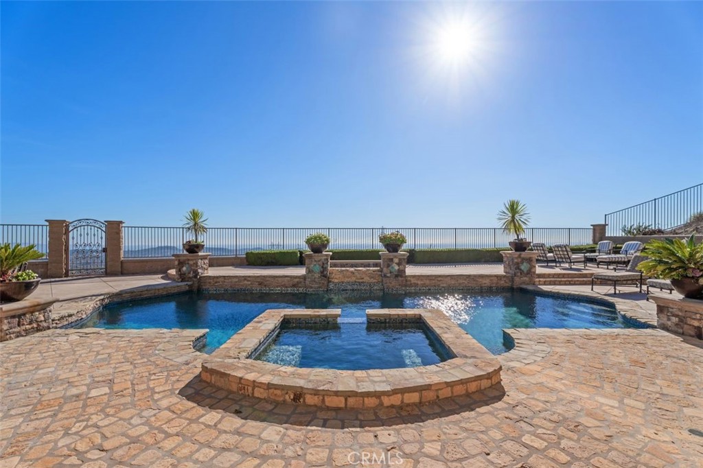 1159 S Pointe Premier