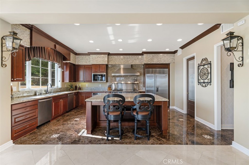 1159 S Pointe Premier