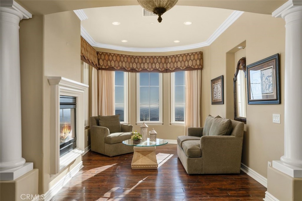 1159 S Pointe Premier