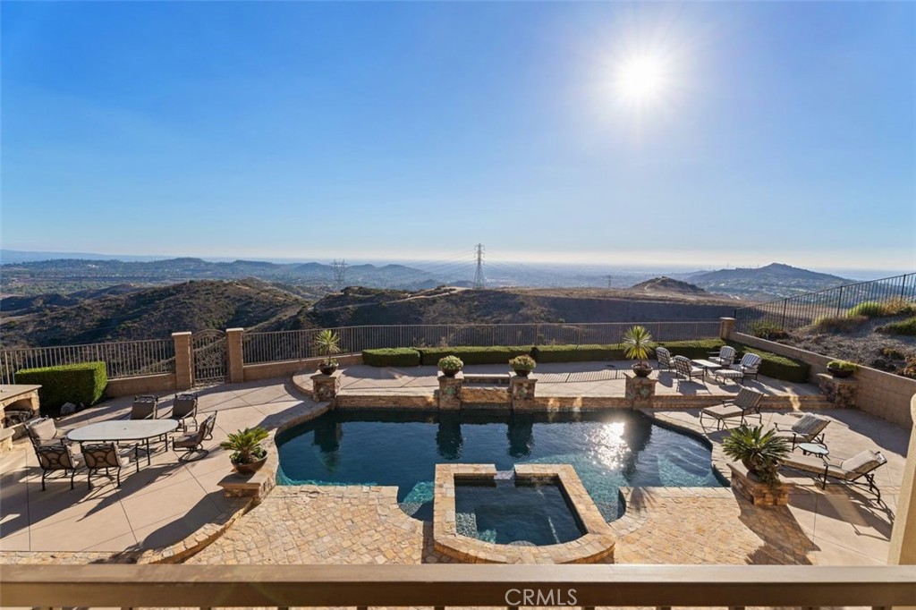 1159 S Pointe Premier