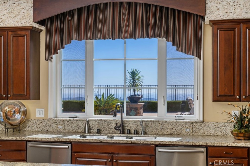 1159 S Pointe Premier