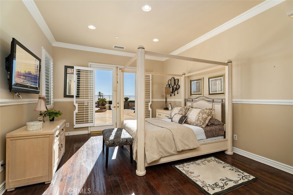 1159 S Pointe Premier
