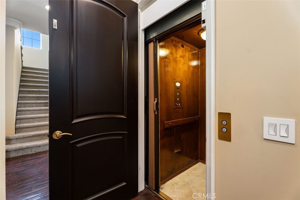 1159 S Pointe Premier