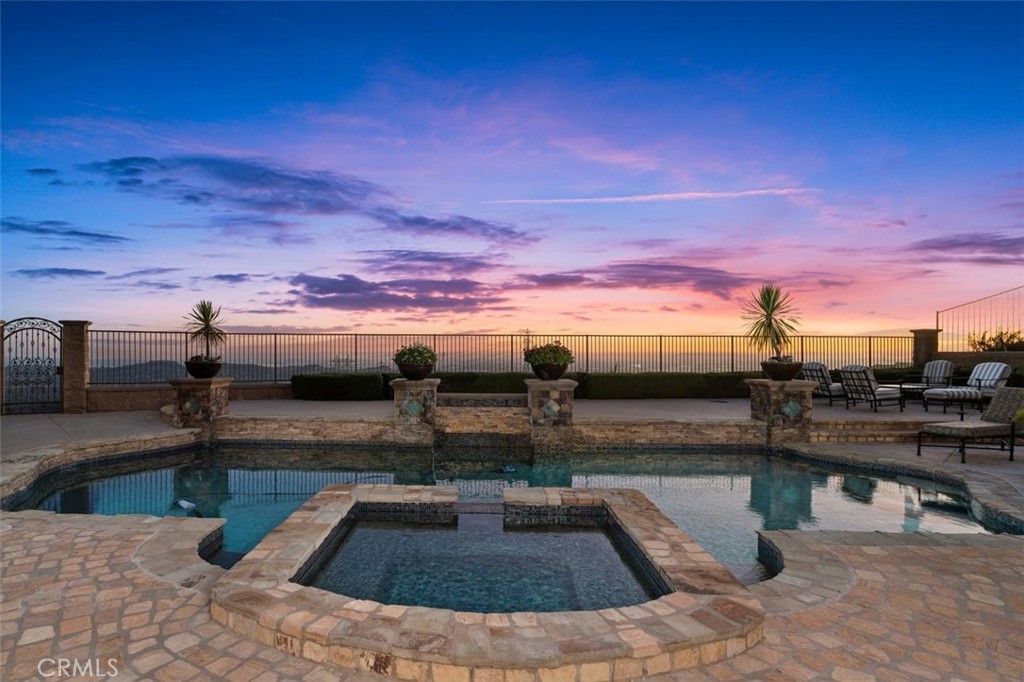 1159 S Pointe Premier