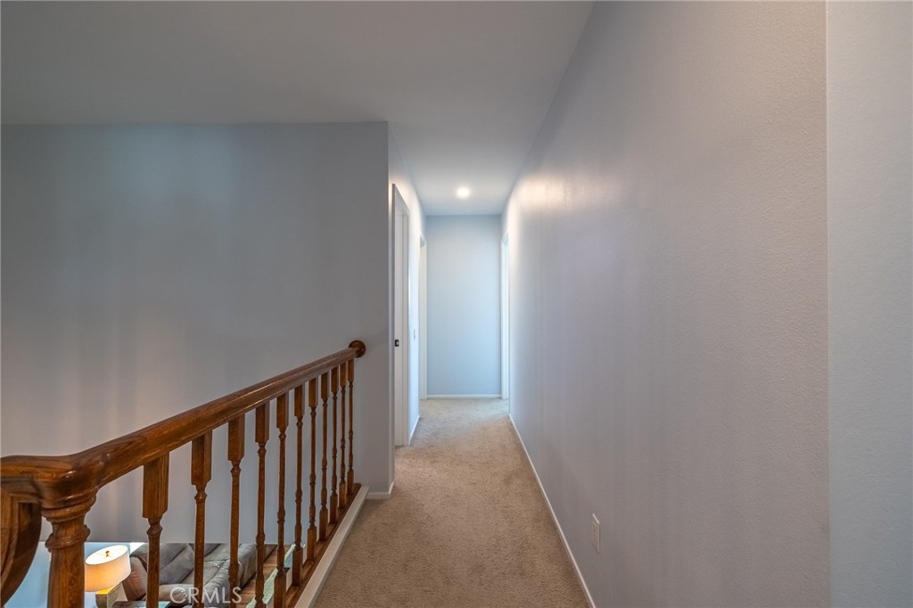 5217 E Rolling Hills Drive