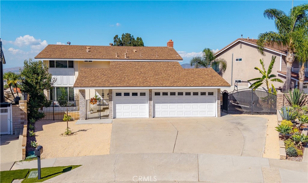 5217 E Rolling Hills Drive