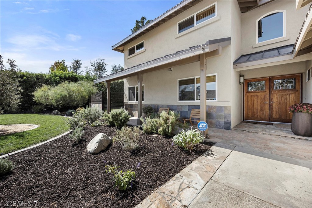 5271 Pasatiempo Drive