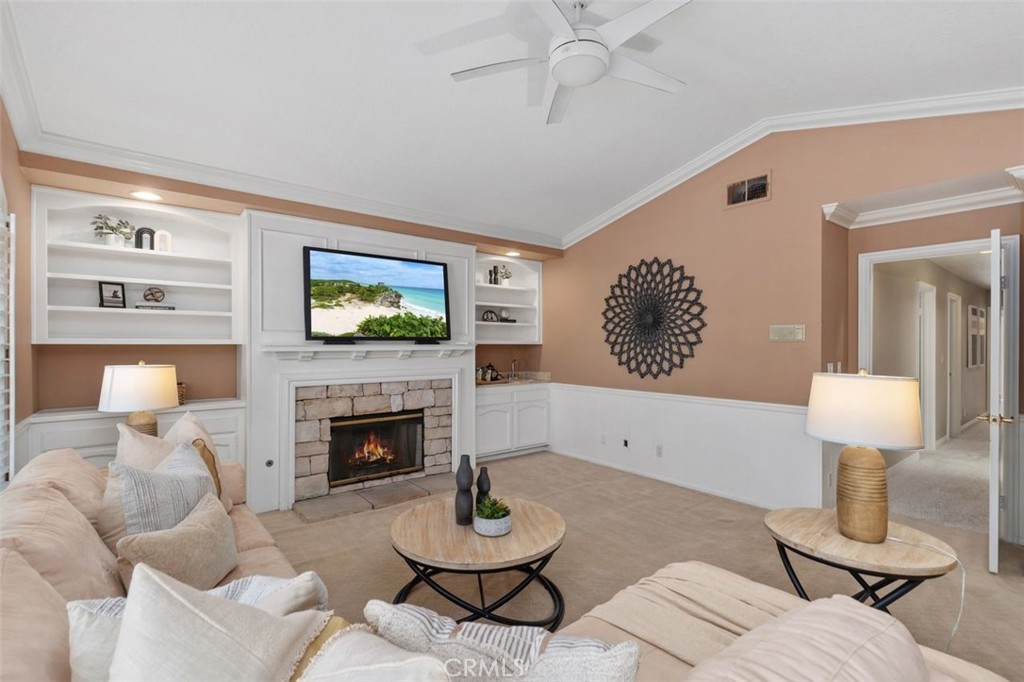 5425 Via Cervantes