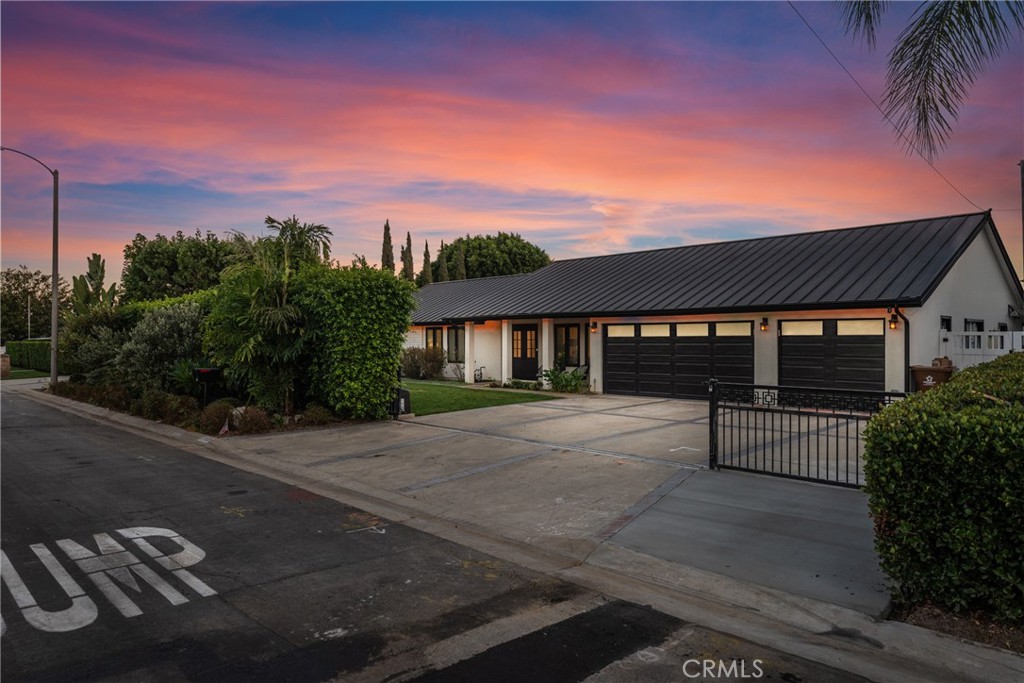 17052 El Cajon Avenue
