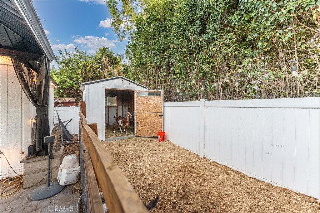 17052 El Cajon Avenue