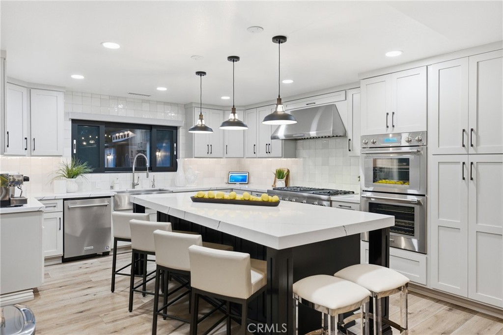 17052 El Cajon Avenue