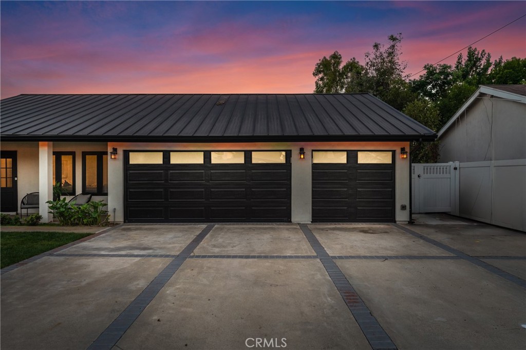 17052 El Cajon Avenue