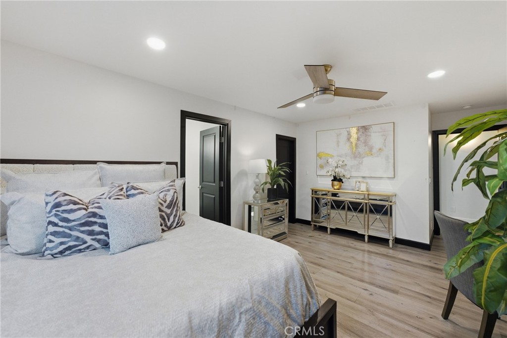17052 El Cajon Avenue