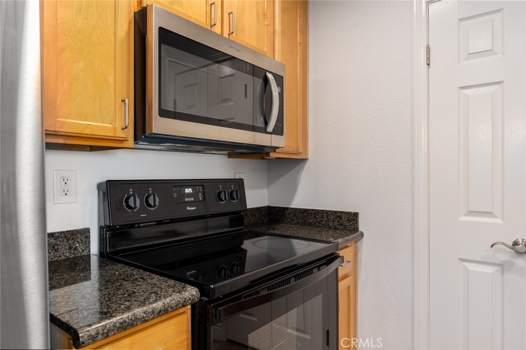 2380 Del Mar Way 302