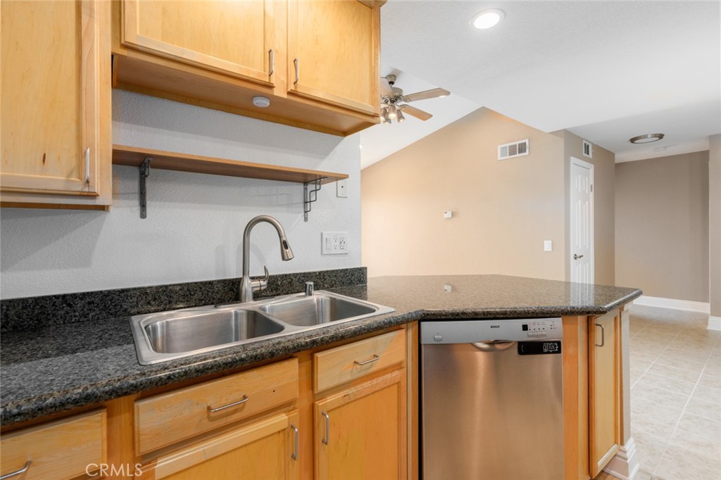 2380 Del Mar Way 302