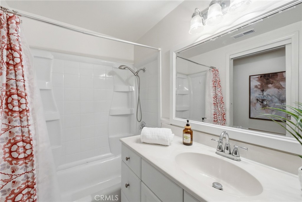 5321 Broken Hill Court