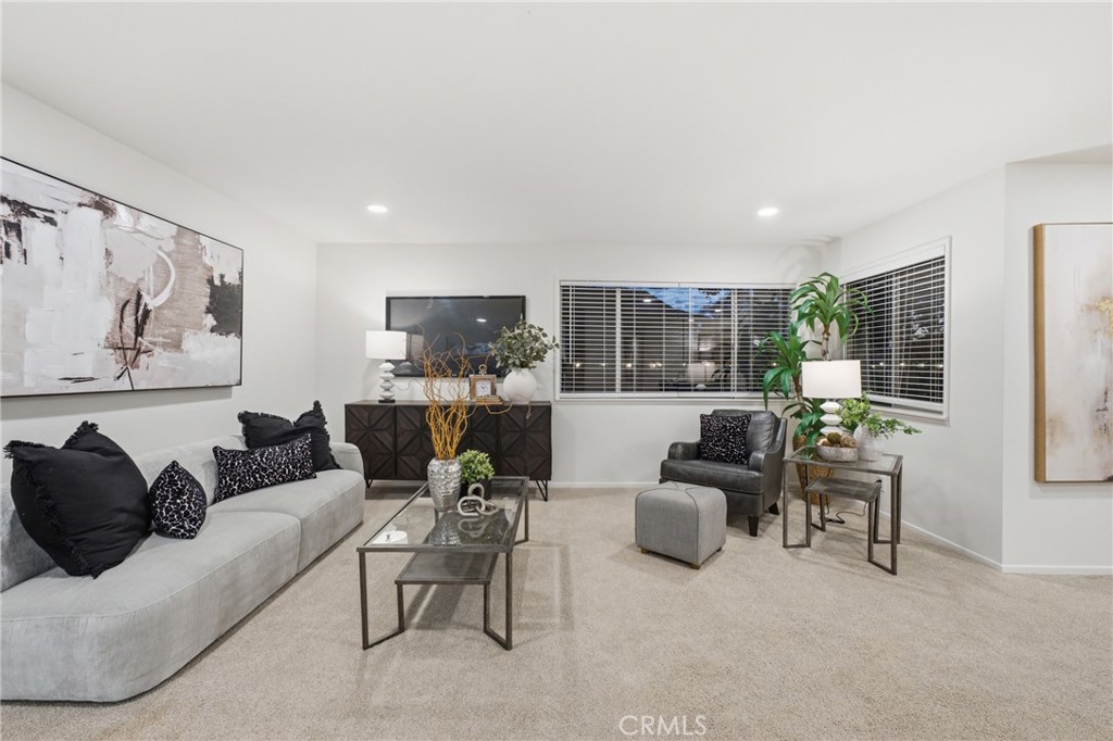 5321 Broken Hill Court
