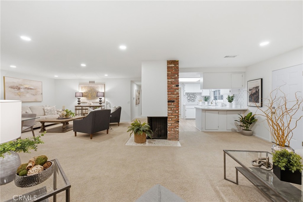 5321 Broken Hill Court