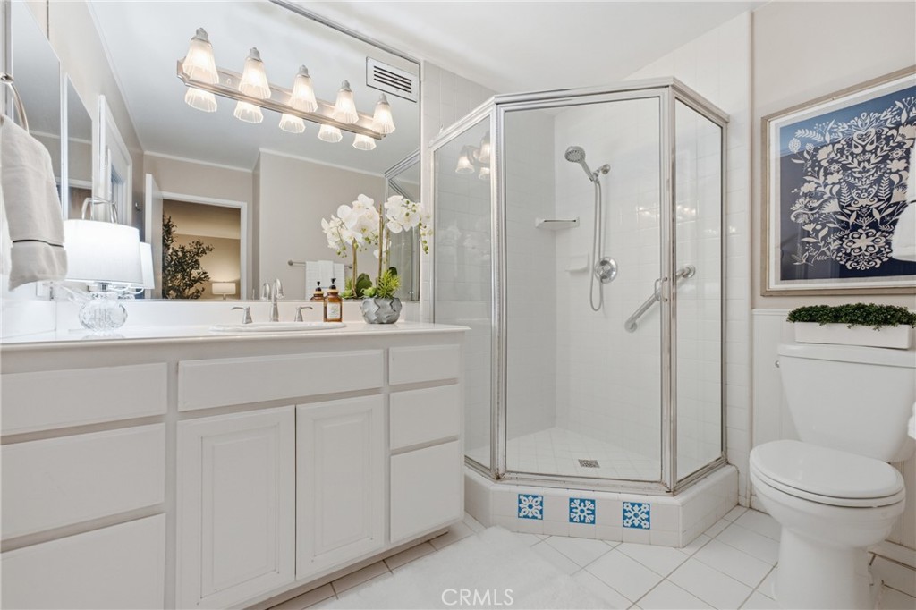 5321 Broken Hill Court