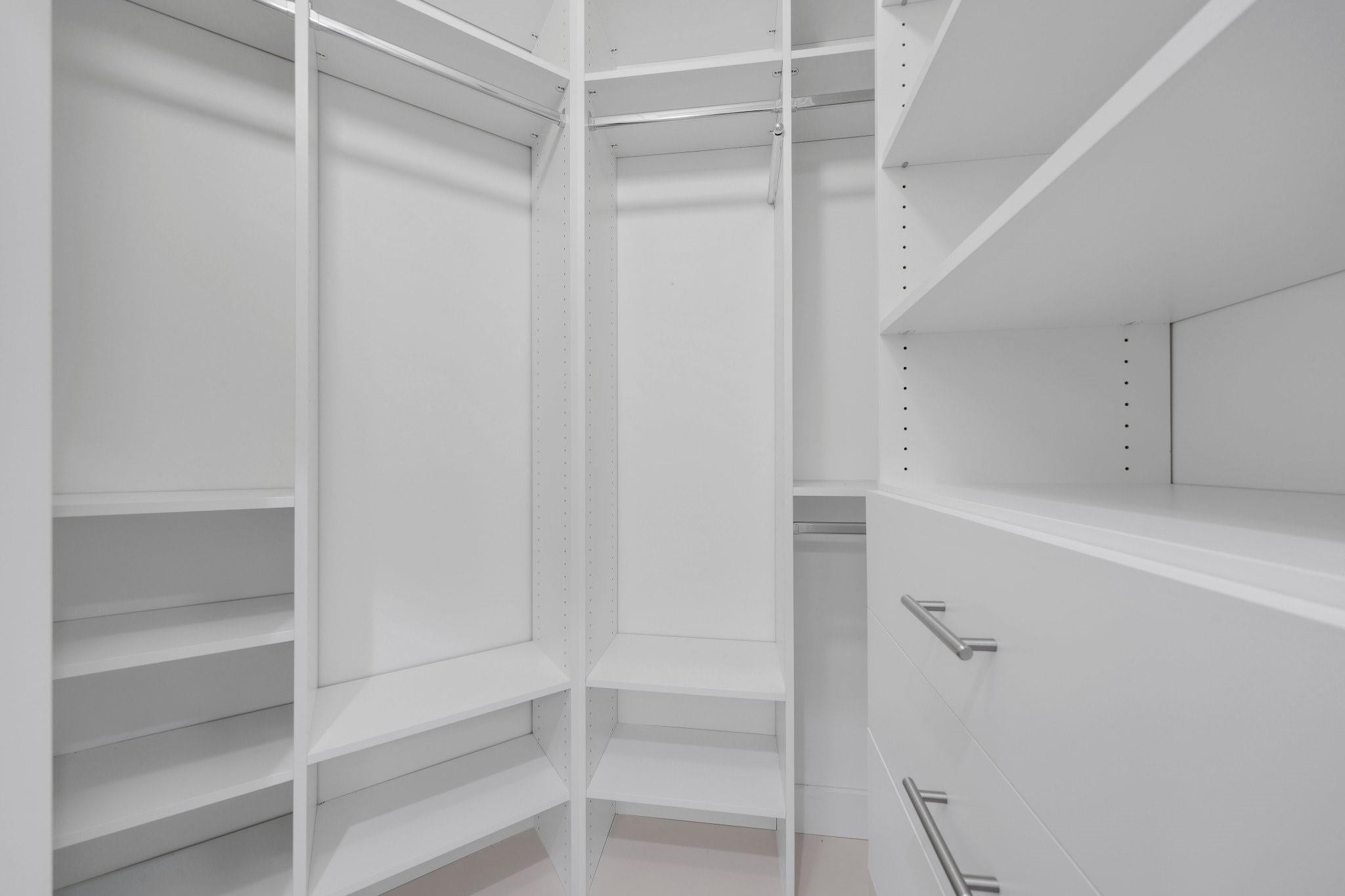 6171 Floral Lakes Dr