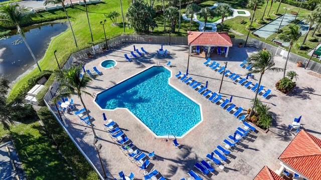 6171 Floral Lakes Dr