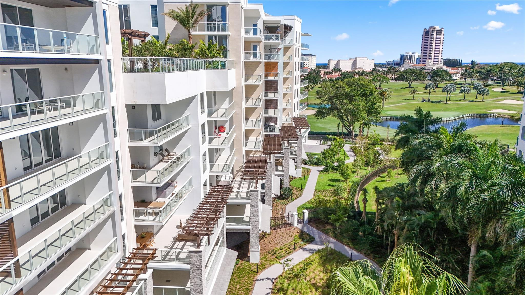 220 SE Mizner 314