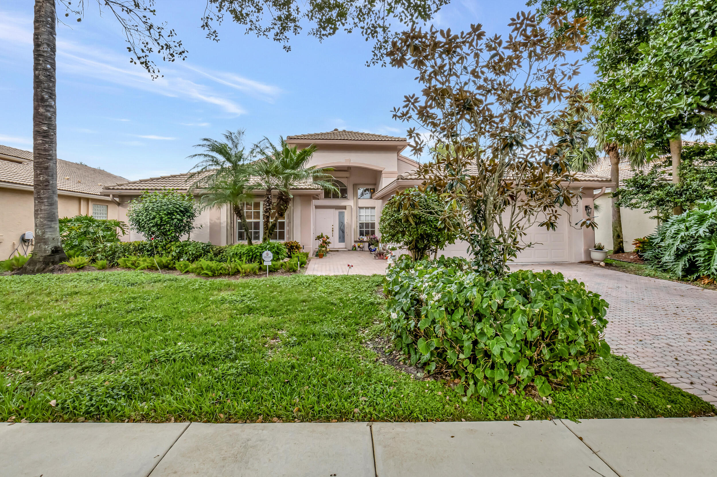 7279 Lahana Circle